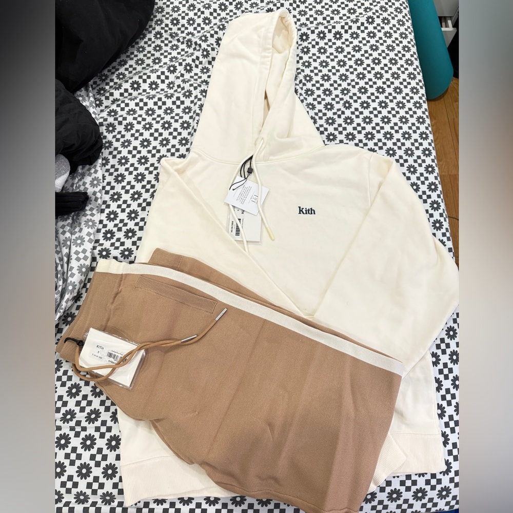 Kith Cream/Tan Sweat suit